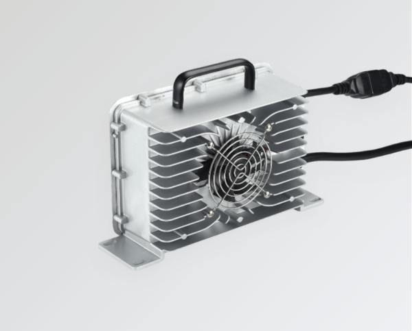Carregador de Bateria de Lítio RoyPow 12V 30A – Bivolt